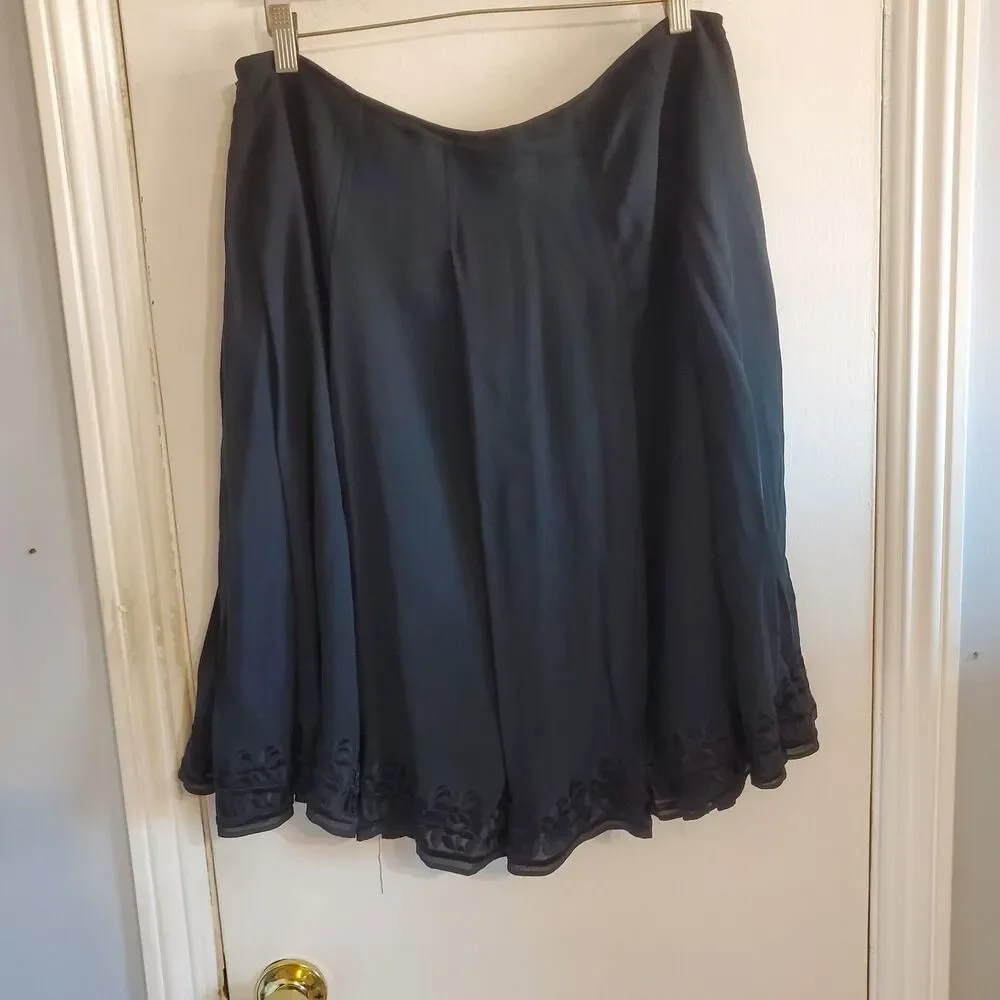 Realities 100% Silk Midi Pleated Skirt Embroidered Hem Whimsigoth Witchy Size 14